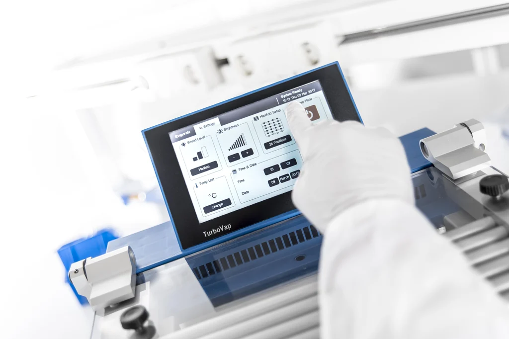 Imagem_Biotage_Tela TouchScreen TurboVap_2026